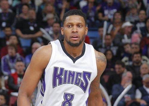 图拉姆：大家都说国米更强，但米兰有优秀球员和最强门将之一