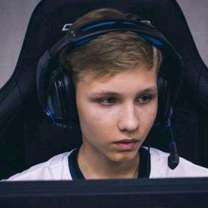 记者：扎巴尔尼即将加盟巴黎，交易预计下周敲定