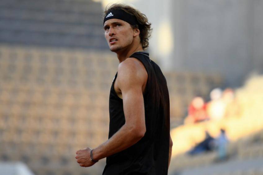 雷迪克：斯玛特是每日观察状态，希望能出战NBA杯1／4决赛