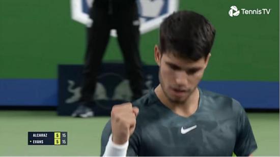 余力生以2小时06分38秒赢得瓦伦西亚马拉松，创英马历史第二佳绩，展现跨项实力，称霸铁三项目。