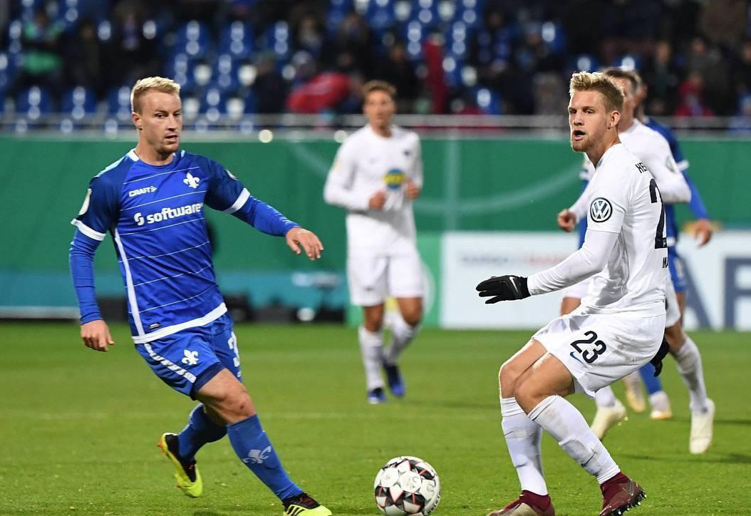 无论是在英 无论是在英